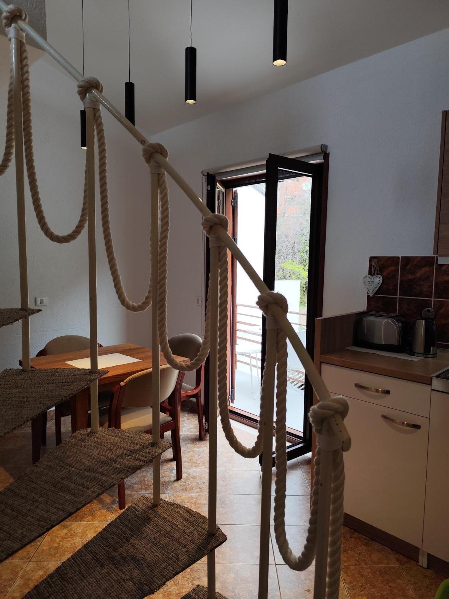 Guest House Jedro Petrovac الغرفة الصورة