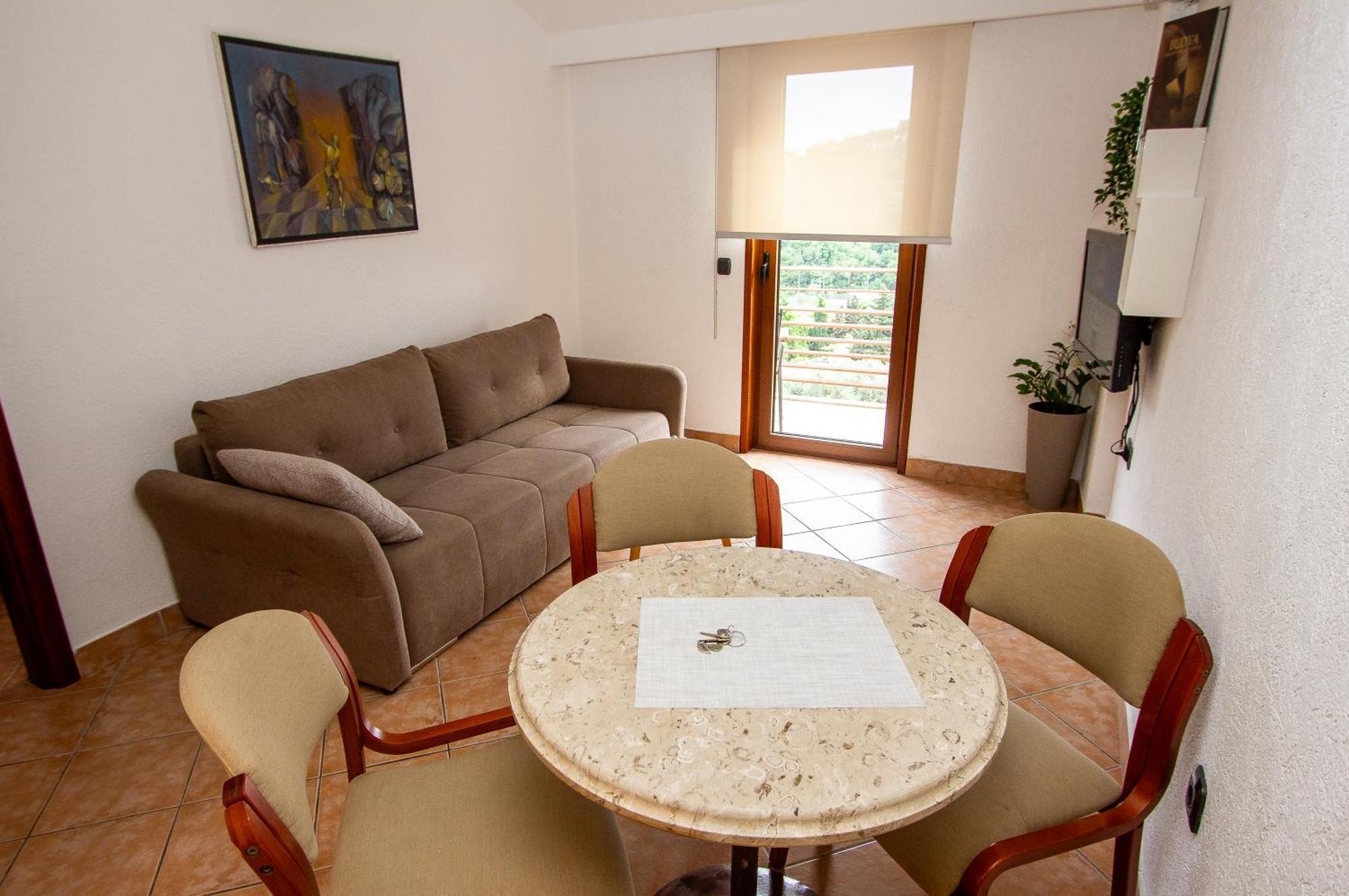 Guest House Jedro Petrovac المظهر الخارجي الصورة