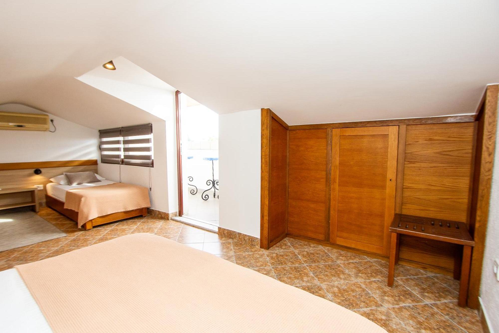 Guest House Jedro Petrovac المظهر الخارجي الصورة