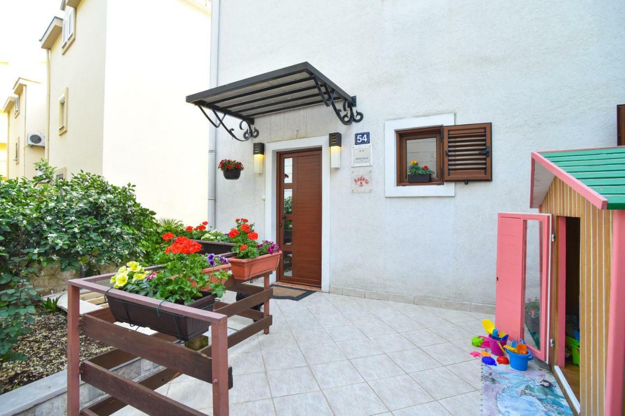 Guest House Jedro Petrovac المظهر الخارجي الصورة
